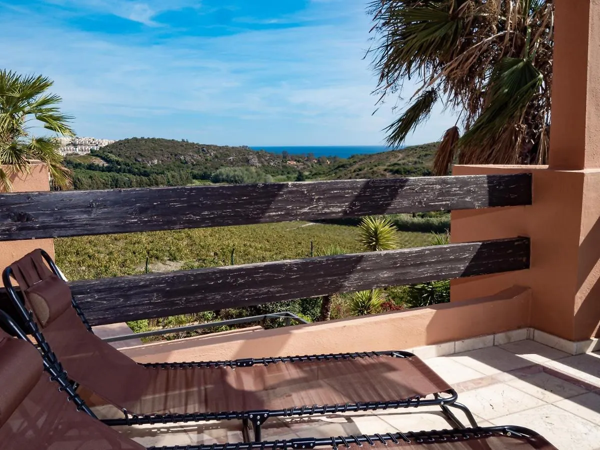 2297 Superb 2 Bedrooms With Seaview Casares 0*,